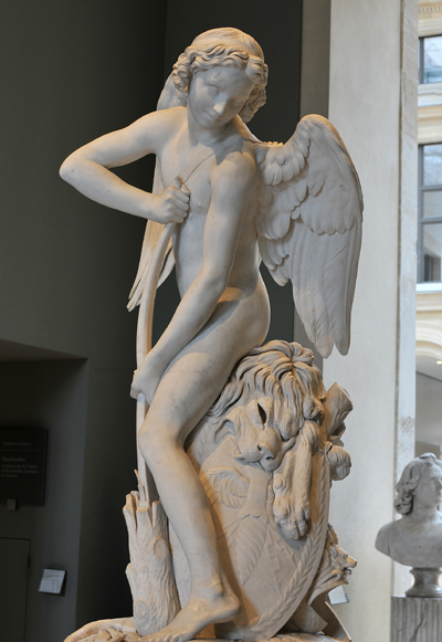 Amour se faisant un arc de la masse de Hercule. Edme Bouchardon.