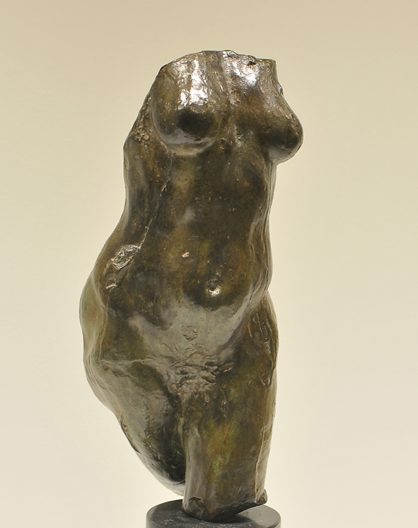 Torse de femme debout. Camille Claudel.