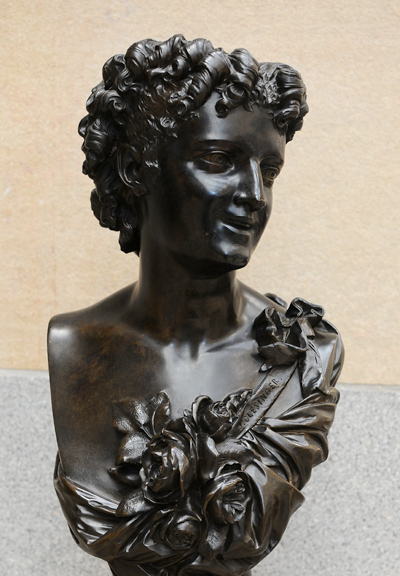 La Dame aux roses. Auguste Clésinger.