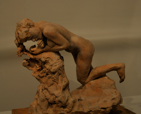 Eve mangeant la pomme. Auguste Rodin.