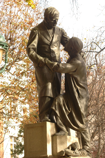 Monument à Leclaire. Jules Dalou.