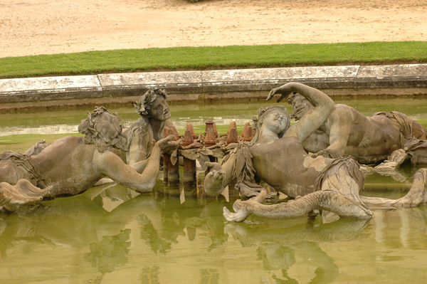 Bain des Nymphes. François Girardon.