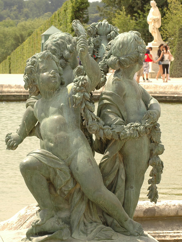 Enfants au miroir. Pierre Laviron.