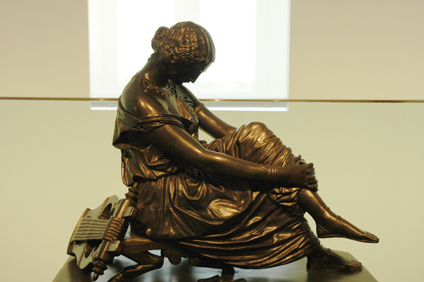 Sapho assise. James Pradier.