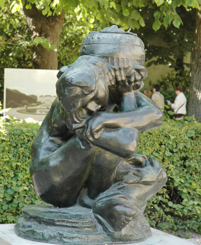 Génie du repos éternel Auguste Rodin.